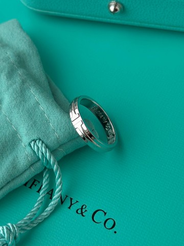 Tiffany & Co. кольцо #163850RM