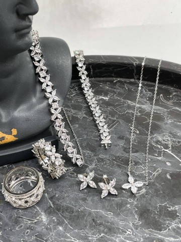 Tiffany & Co. кулон #193786QT