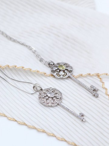 Tiffany & Co. кулон #381573JT