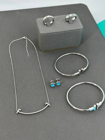Tiffany & Co. T by Tiffany кулон #432877GU