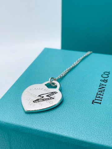 Tiffany & Co. кулон #561824BC