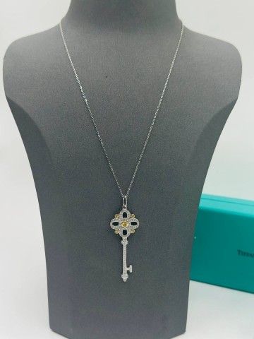 Tiffany & Co. кулон #672467VQ