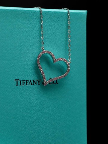 Tiffany & Co. кулон #701680FO