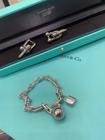 Tiffany & Co. браслет #717816PY