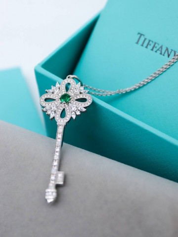 Tiffany & Co. кулон #805452KP