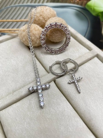 Tiffany & Co. кулон #827938GR