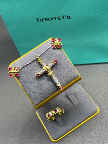 Tiffany & Co. кулон #847185NN