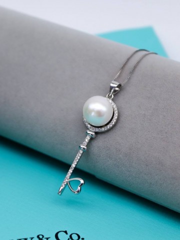 Tiffany & Co. кулон #925318CX