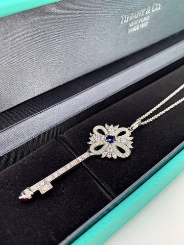 Tiffany & Co. кулон #953997XL