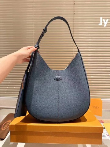 Tod’s сумка #898404WT