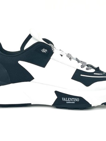 Valentino Garavani True Act Low Top кроссовки #120399AT