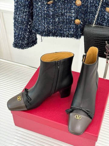 Valentino ботинки #252027GL