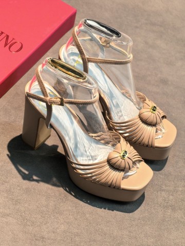 Valentino Coeur Royal босоножки #510058OL