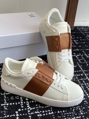 Valentino Rockstud Untitled кроссовки #212149FQ