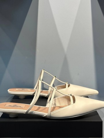 Valentino Garavani Rockstud мюли #793106RM