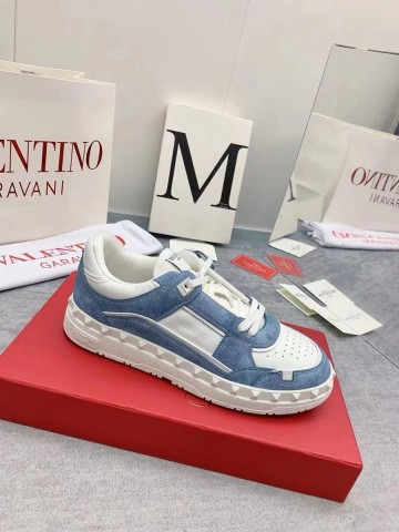 Valentino Garavani кроссовки #557521YZ