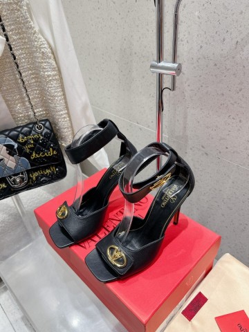 Valentino босоножки #657218GX