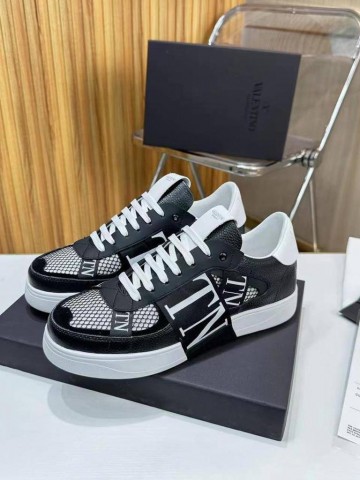 Valentino кроссовки #681623WZ