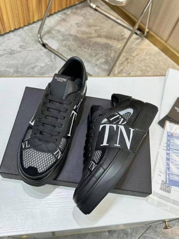 Valentino кроссовки #733597QK