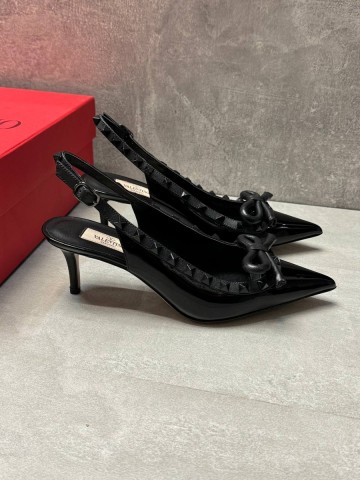 Valentino Rockstud Bow Slingback Pump In Patent Leather with Matching Studs туфли #730979QY