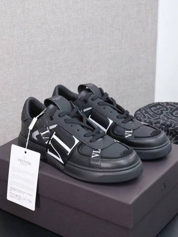 Valentino кроссовки #134138LD