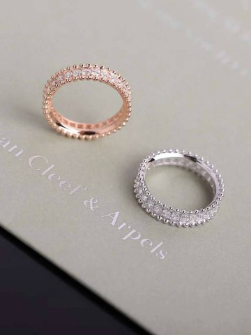 Van Cleef & Arpels кольцо #101925WB