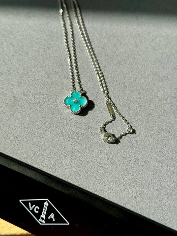 Van Cleef & Arpels Alhambra Holiday подвеска #117613HK