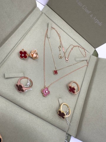 Van Cleef & Arpels серьги #145406OT