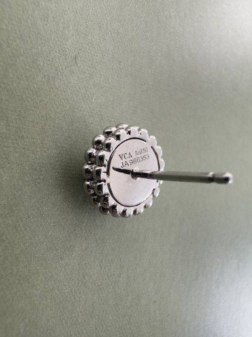 Van Cleef & Arpels Perlee серьги #149244DI