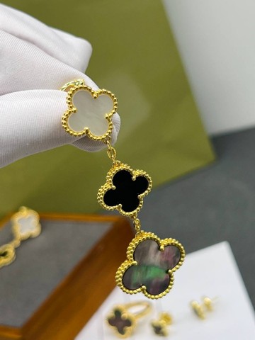 Van Cleef & Arpels серьги #152305OT