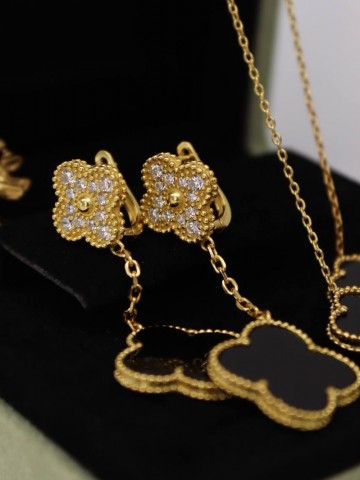 Van Cleef & Arpels серьги #168925LQ