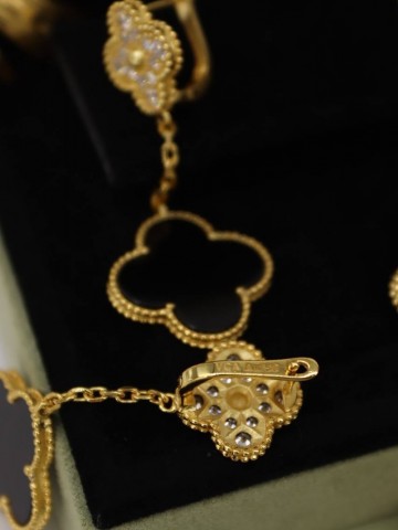 Van Cleef & Arpels серьги #168925LQ