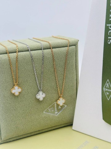 Van Cleef & Arpels подвеска мини #190458YP
