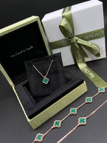 Van Cleef & Arpels браслет #212607PN
