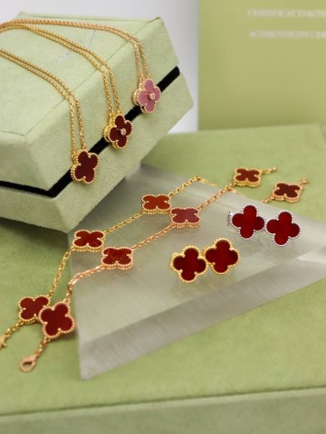 Van Cleef & Arpels подвеска #215938OU