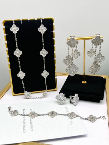 Van Cleef & Arpels Колье #222079YK