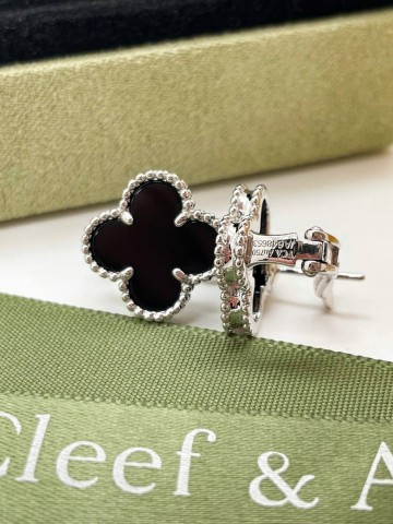 Van Cleef & Arpels серьги #222575YM