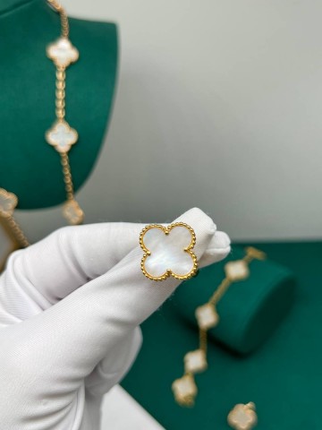 Van Cleef & Arpels Колье #242985RG