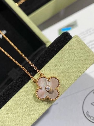 Van Cleef & Arpels подвеска #249725FG