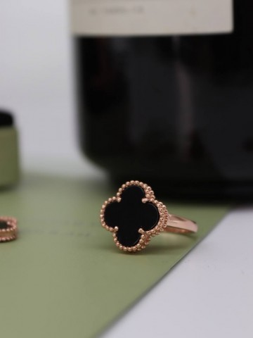 Van Cleef & Arpels кольцо #252770UO