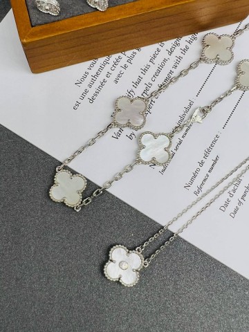 Van Cleef & Arpels подвеска #255907ME