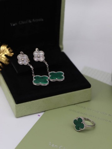 Van Cleef & Arpels серьги #270736QD
