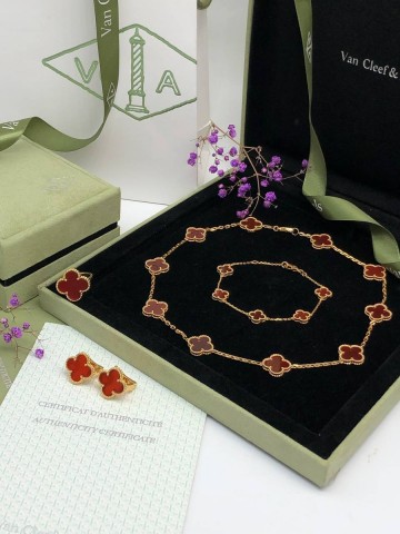 Van Cleef & Arpels серьги #286701EJ