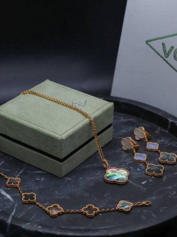Van Cleef & Arpels браслет #305501UT