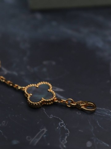Van Cleef & Arpels браслет #305501UT