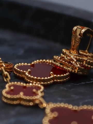 Van Cleef & Arpels серьги #327700KS