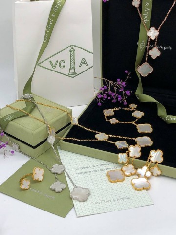 Van Cleef & Arpels Колье #327781CM