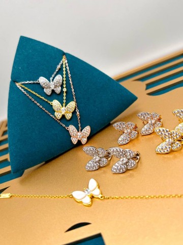 Van Cleef & Arpels подвеска #331810WN
