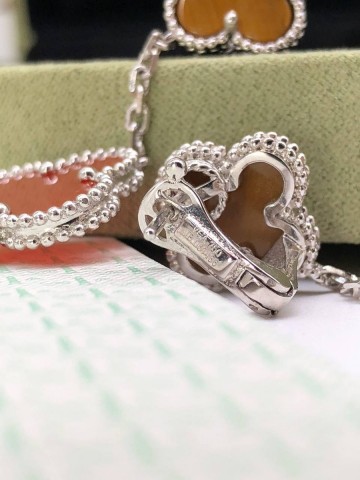 Van Cleef & Arpels серьги #333114DV