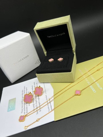 Van Cleef & Arpels подвеска мини #340024AE